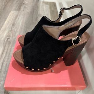 Women’s sling back platform shoes